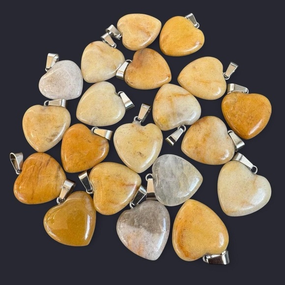 Yellow Aventurine Heart Pendant Necklace - Picture 1 of 7